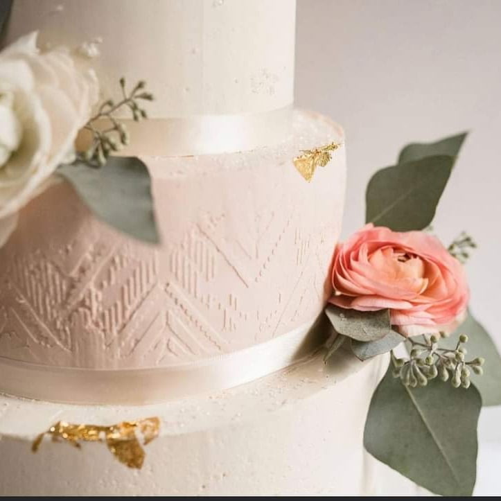 Leaven Cake & Pastry creation